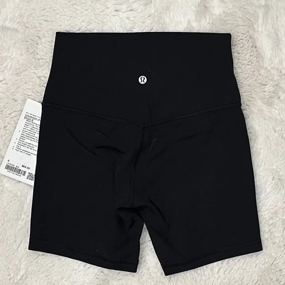 NWT Lululemon Align High Rise Short Size 6 - Picture 2 of 2
